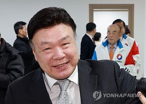 给你机会不中用！VAR回看判点 石田雅俊主罚被扑 大田无缘扩大比分优势